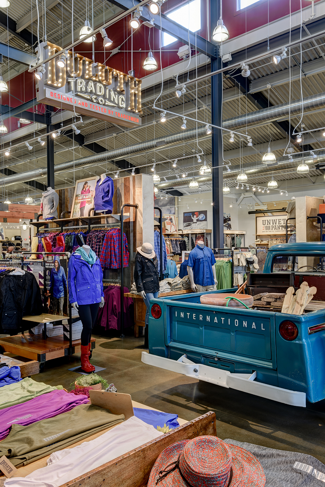 Duluth Trading Co. Noblesville, IN Interwork Architects